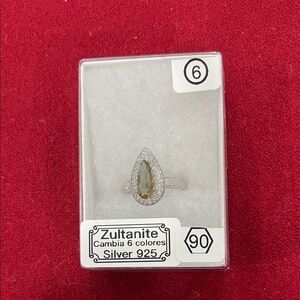 925 Silver Ring with Zultanite Color-Changing Gemstone